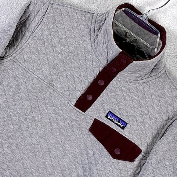 Patagonia Sweaters - Patagonia Snap T Quilted Pullover Sweater Womens XS Gray Maroon Outdoors Preppy